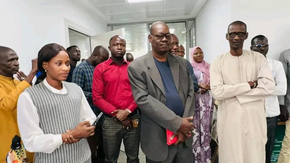 Le ministre de la Formation professionnelle, Moustapha Njekk Sarré rend visite au Directeur de l’Emploi, Pape Modou Fall (Photos)