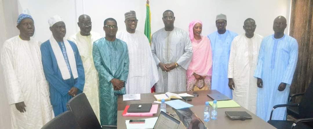 Grève des travailleurs des collectivités territoriales: Moussa Bala Fofana appelle les acteurs à mettre fin à cette situation Grève des travailleurs des collectivités territoriales: Moussa Bala Fofana appelle les acteurs à mettre fin à cette situation