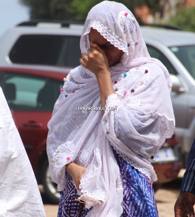 L’émotion était palpable à la morgue de l’hôpital Le Dantec : Adja Diallo, Ndèye Ndack et Adja Ndoye inconsolables à la levée du corps de Maty Mbodji