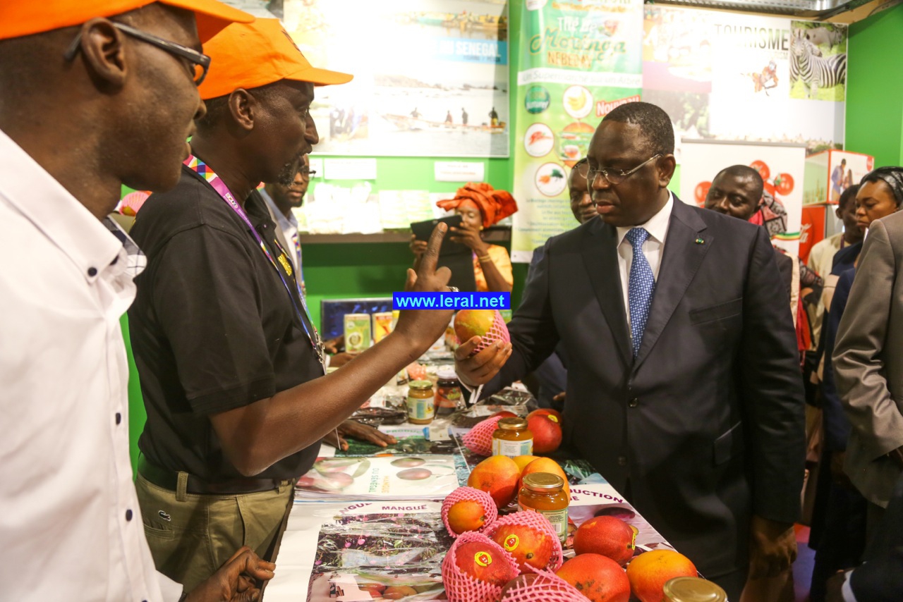 Expo universelle Milan 2015:  Visite du  Président Macky Sall au stand du Sénégal