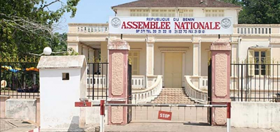 Bénin : Un député siège au parlement avec un faux diplôme de Baccalauréat