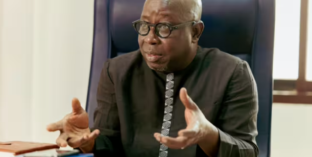 Alassane Samba Diop répond à Ousmane Sonko: "En attaquant la presse, Ousmane Sonko cherche à allumer des contrefeux»