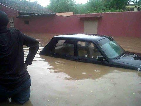 Inondation 2015 à Thiès : Les Thiessois méprisent  les maires  et demandent de l'aide au Président Macky Sall