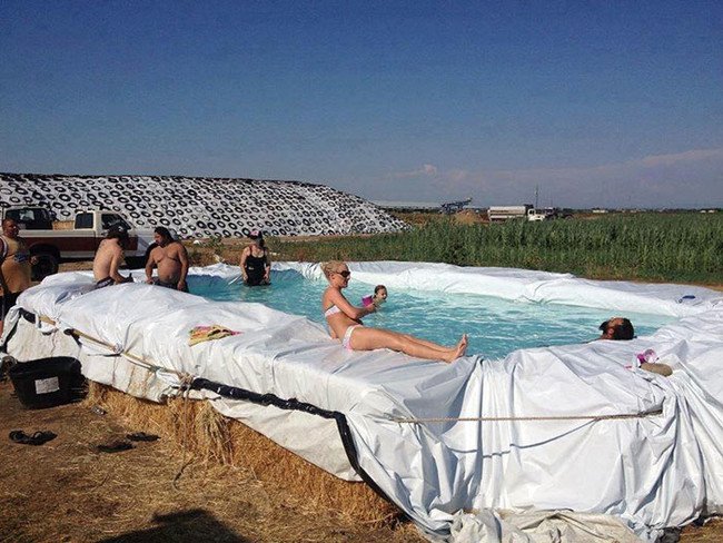 Vous n'avez pas de piscine ? Voilà quelques astuces pour en fabriquer vous-même cet été