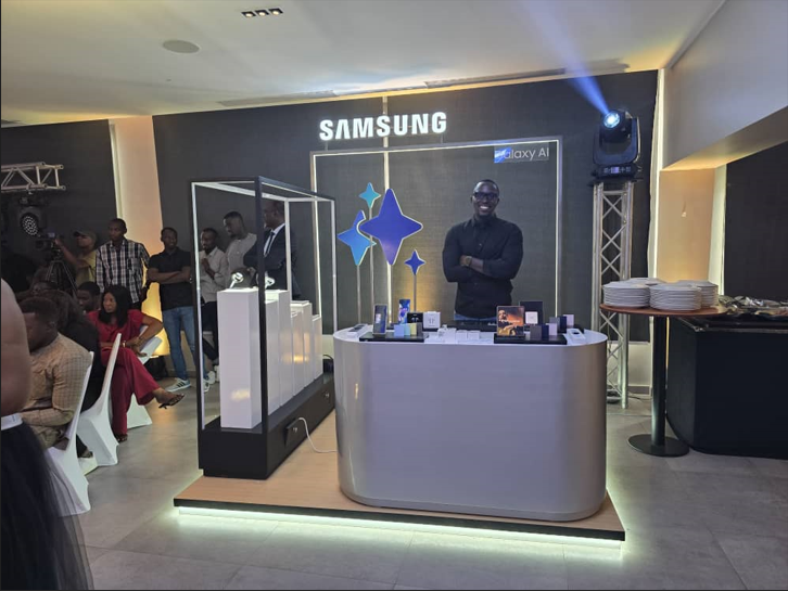 Les nouveaux Samsung Galaxy Z Fold 6 et Z Flip 6, propulsent l'IA Galaxy vers de nouveaux sommets
