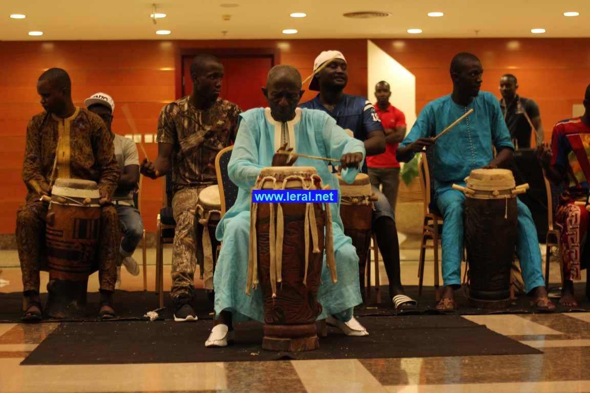 10 photos-Les derniers coups de baton de Doudou Ndiaye Coumba Rose sur son tambour major !