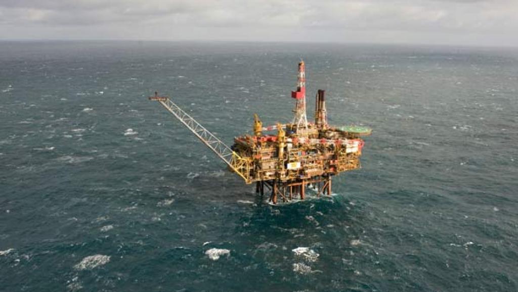 Energie : La chute des prix du pétrole est passée sous la barre des 40 dollars