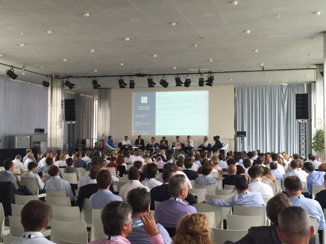 Au Medef, Youssou N'Dour "Maintenant les jeunes Africains vont à Istanbul ou Dubaï. Paris ne fait plus rêver" ( Photos - Vidéo) Au Medef, Youssou N'Dour "Maintenant les jeunes Africains vont à Istanbul ou Dubaï. Paris ne fait plus rêver" ( Photos - Vidéo)