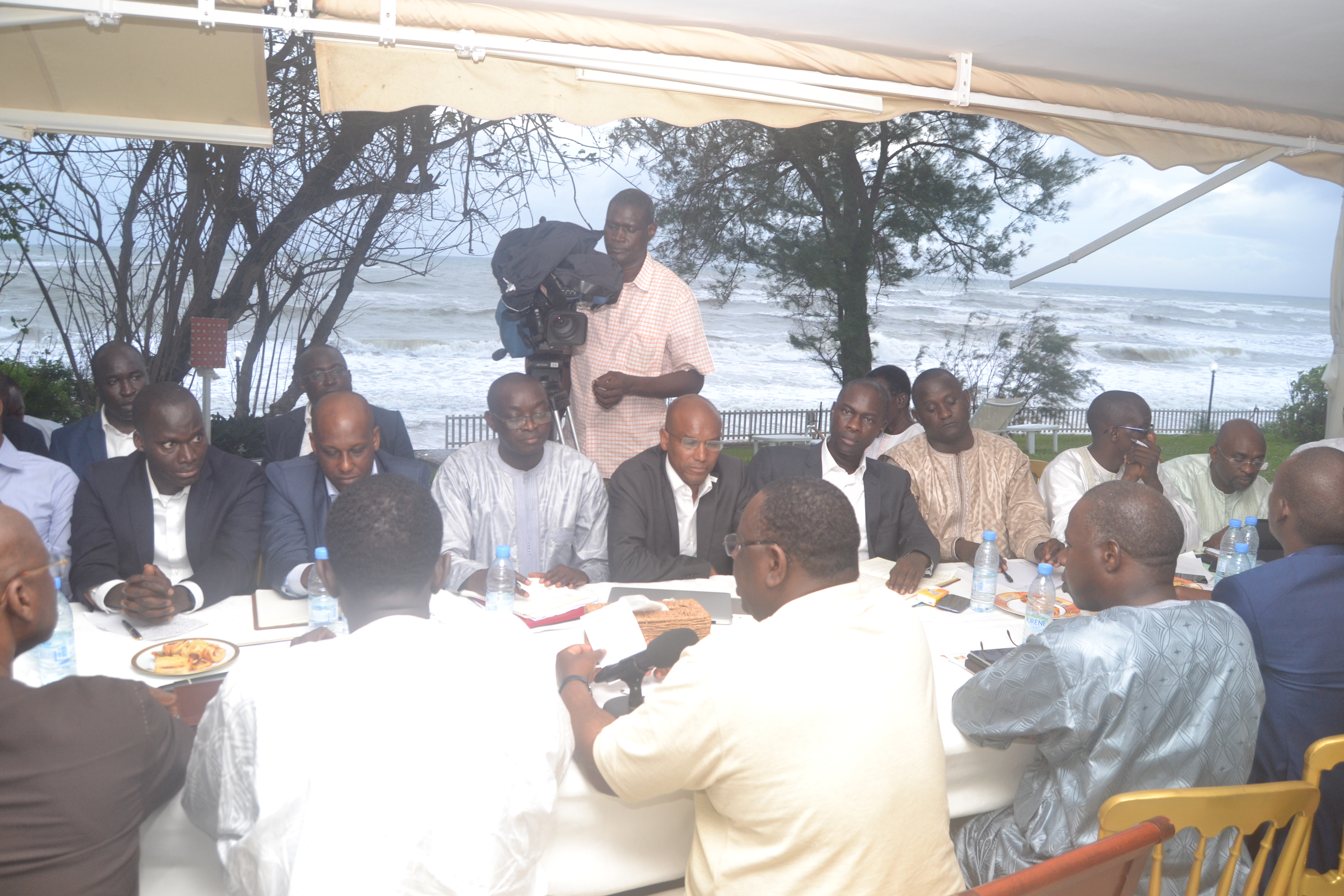 (exclusif) Le Président Macky Sall a rencontré des Dg et cadres pour une meilleure satisfaction des citoyens