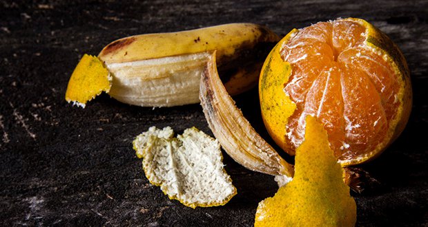 Pourquoi vous devriez garder les peaux de banane et d’orange