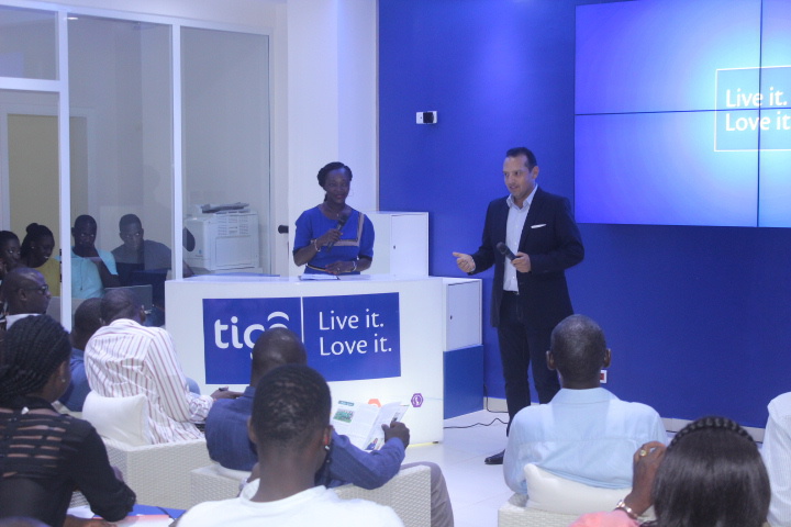 Tigo lance sa nouvelle signature de marque : Live it, Love it. Un appel à vivre tous les jours le digital live style.