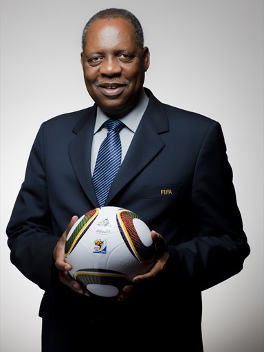 Issa Hayatou, Président par intérim de la Fifa