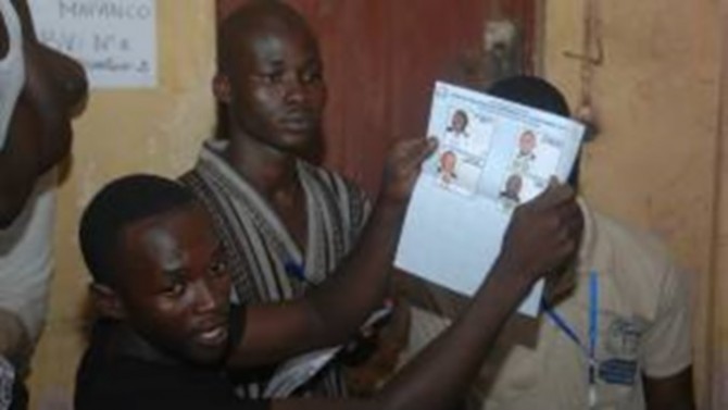 Scrutin présidentiel en Guinée : Des cas de fraude massive recensés dans plusieurs sous-préfectures