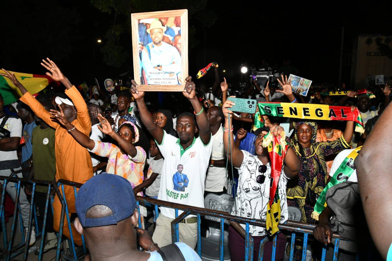 Ousmane Sonko à Mbour : "J’ai pitié de la nouvelle opposition. Elle a du mal à accepter sa défaite..." (Photos) Ousmane Sonko à Mbour : "J’ai pitié de la nouvelle opposition. Elle a du mal à accepter sa défaite..." (Photos)