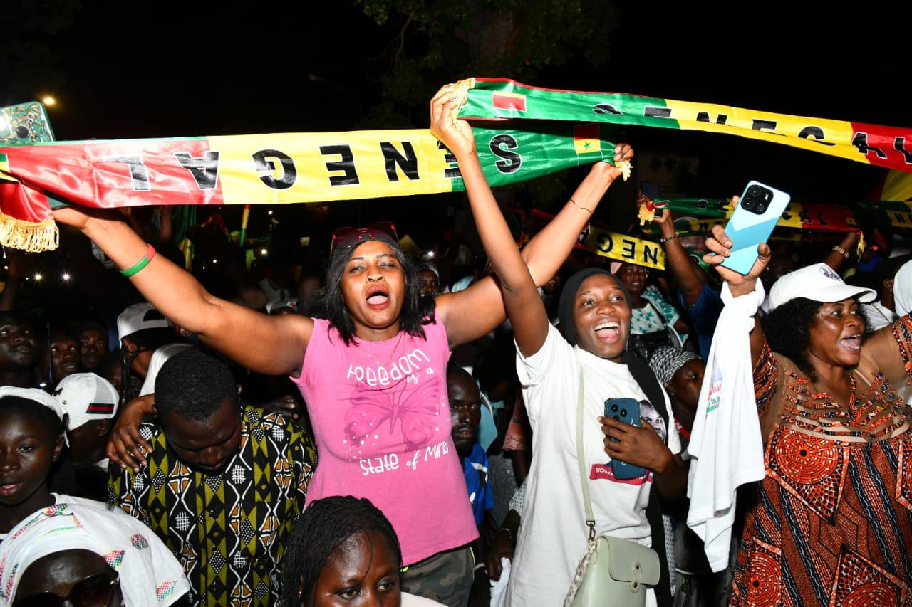 Ousmane Sonko à Mbour : "J’ai pitié de la nouvelle opposition. Elle a du mal à accepter sa défaite..." (Photos) Ousmane Sonko à Mbour : "J’ai pitié de la nouvelle opposition. Elle a du mal à accepter sa défaite..." (Photos)