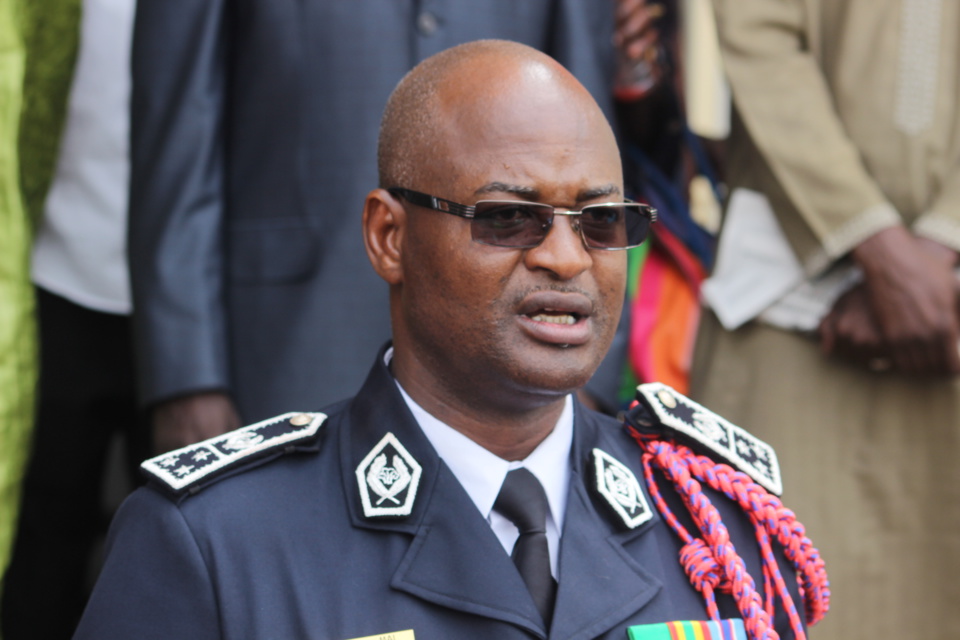 Photos - Police nationale : Exit Anna Sémou Faye, Abdoulaye Daouda Diallo installe Oumar Maal