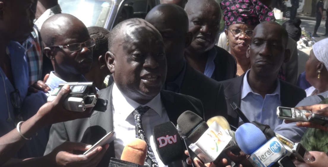 Me El Hadj Diouf: « Presque tous les Sénégalais détestent Macky Sall, à cause de Moustapha Niasse »