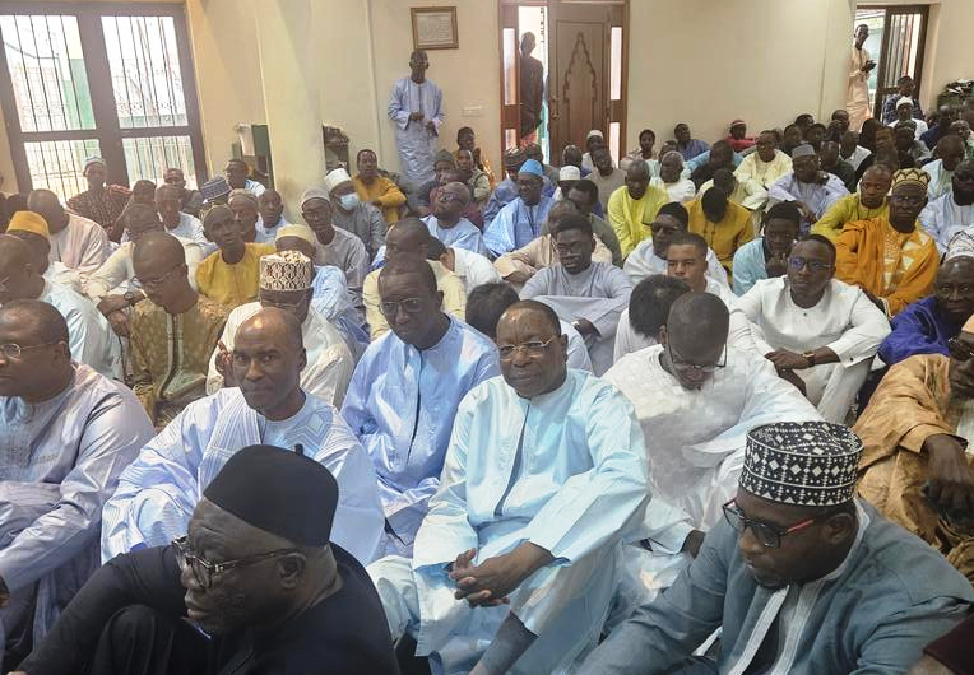Mariage de Fatima Ba, fille de l'ambassadeur Oumar Demba Ba : Mankeur Ndiaye à la cérémonie avec Amadou Ba