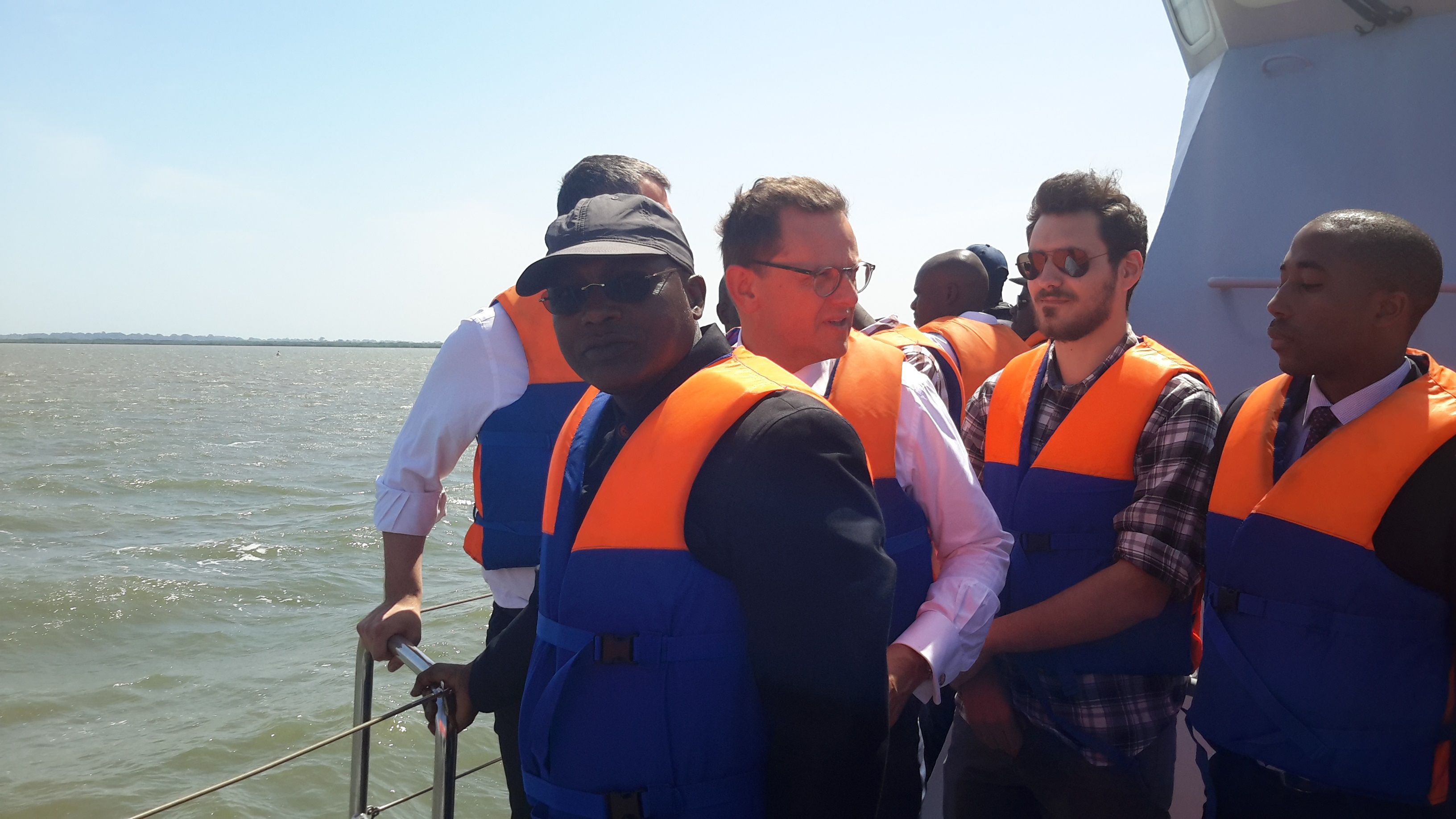 Visite du chantier de dragage du fleuve Casamance: Le Ministre Oumar Guèye apprécie l’état d’avancement des travaux