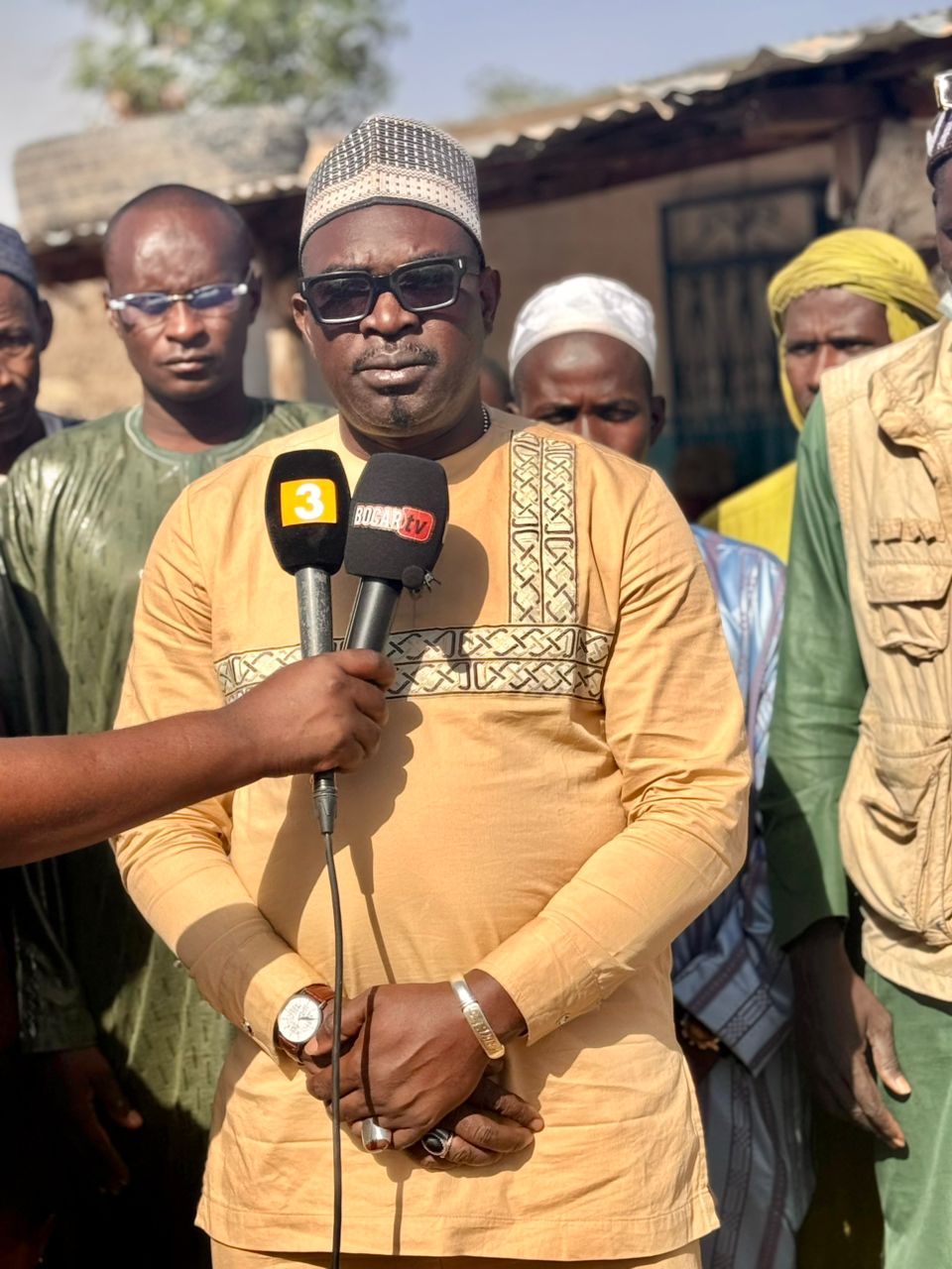 Sambou Biagui au chevet des sinistrés de Sinthiou Sambarou et Sourouyel : Un engagement solidaire en faveur des populations de Tambacounda (Photos)