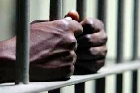 Genève : Un Sénégalais propose de la drogue à des policiers en civil