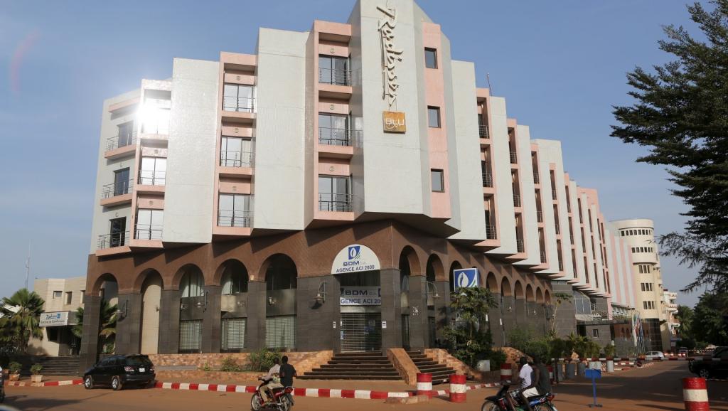 Mali : réouverture de l’hôtel Radisson après l’attaque du 20 novembre