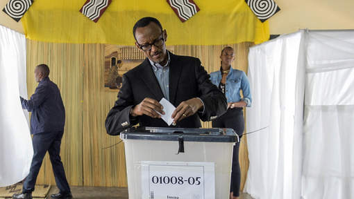 Kagame pourra se présenter aux présidentielles jusqu'en 2029