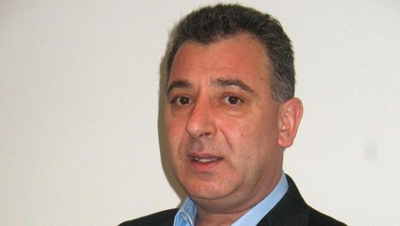 Scandale à Ndiael : Frank Timis laisse derrière lui une ardoise fiscale et des terres à l’abandon