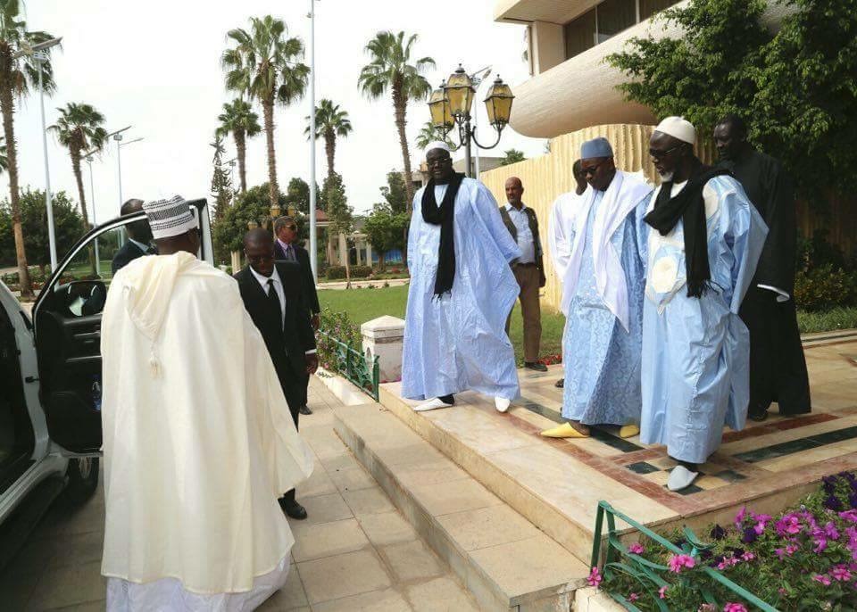 Photos - Le Khalife général des Mourides présente ses condoléances au Président mauritanien 