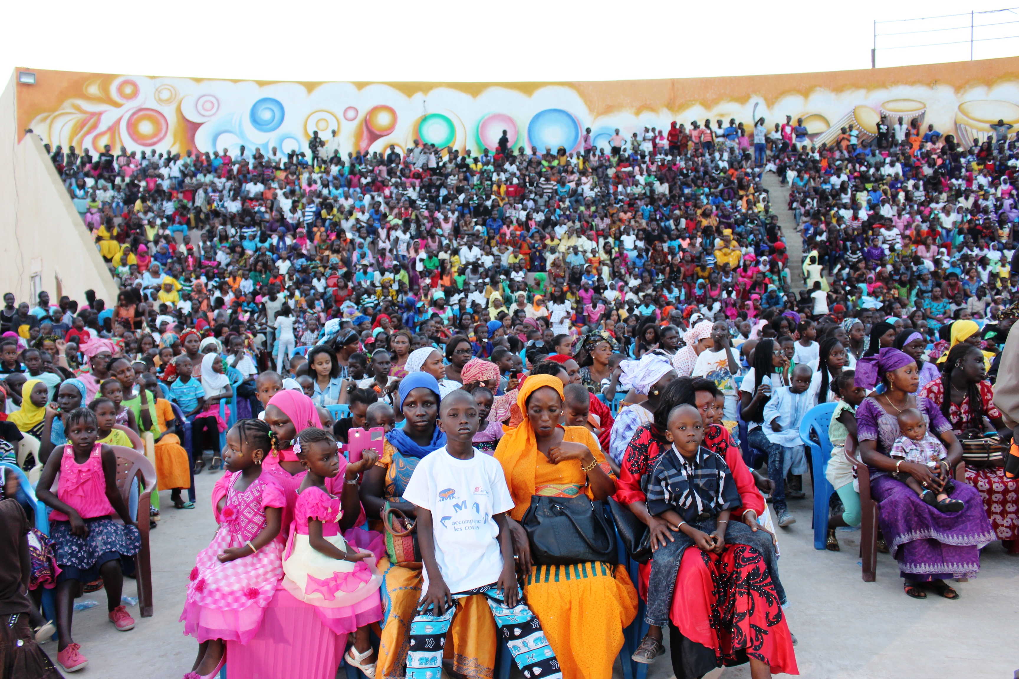 Kaolack: Yaye Fatou Diagne Mboup donne le sourire à 2500 enfants (Images)