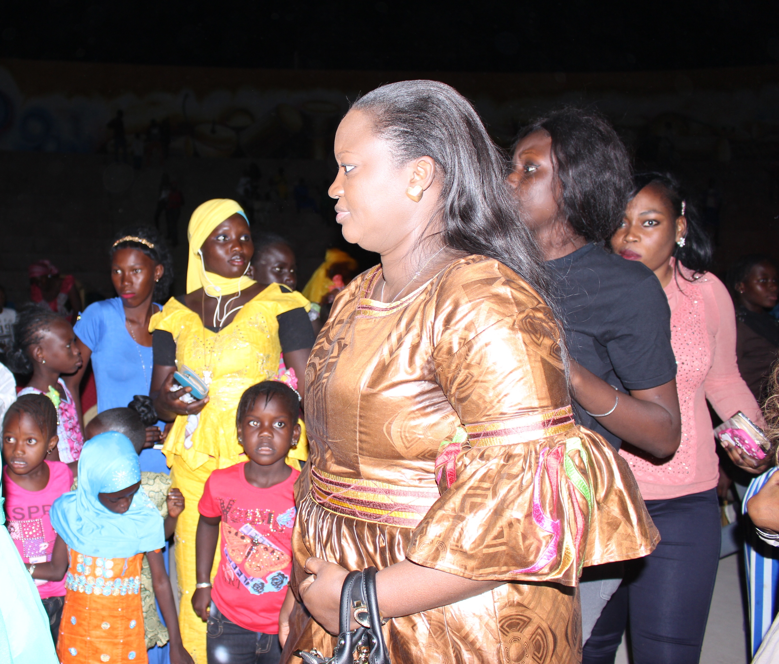 Kaolack: Yaye Fatou Diagne Mboup donne le sourire à 2500 enfants (Images)