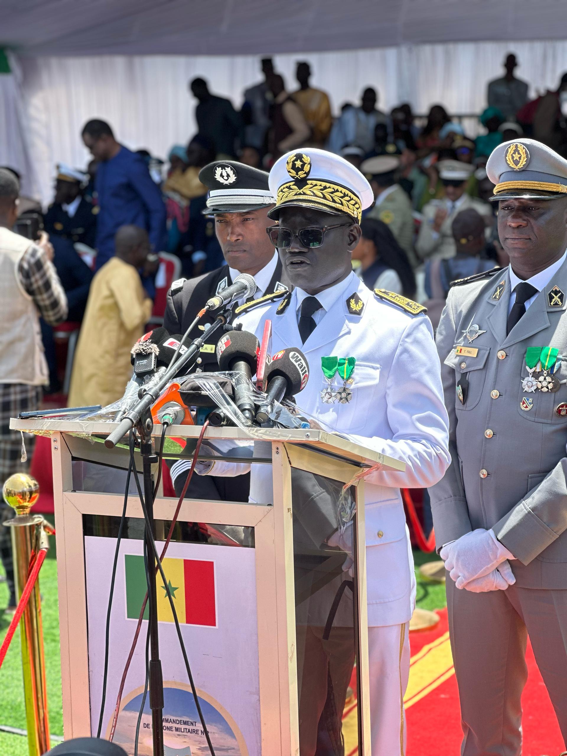 Saint-Louis / Célébration du 4 avril : Le Gouverneur de la région, Al Hassan Sall, magnifie la beauté du défilé et rend hommage aux anciens combattants