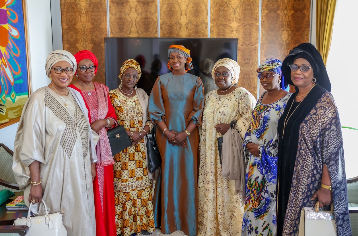 Entrepreneuriat féminin – La Première Dame Marie Khone Faye, à l’écoute des femmes d’affaires sénégalaises