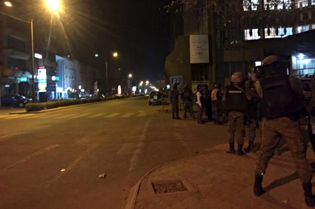 Attaque d'un hôtel au Burkina Faso: 126 otages libérés, 3 djihadistes tués