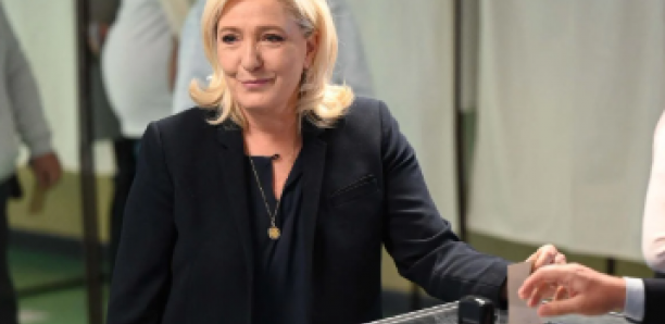 Marine Le Pen déchue de son mandat de conseillère départementale
