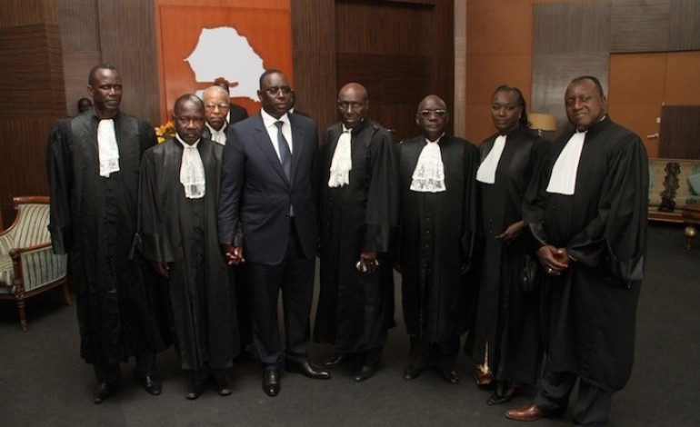 Révision constitutionnelle : "La grosse erreur à éviter, soumettre le projet entier au seul vote du référendum" - Par Adama Ndao