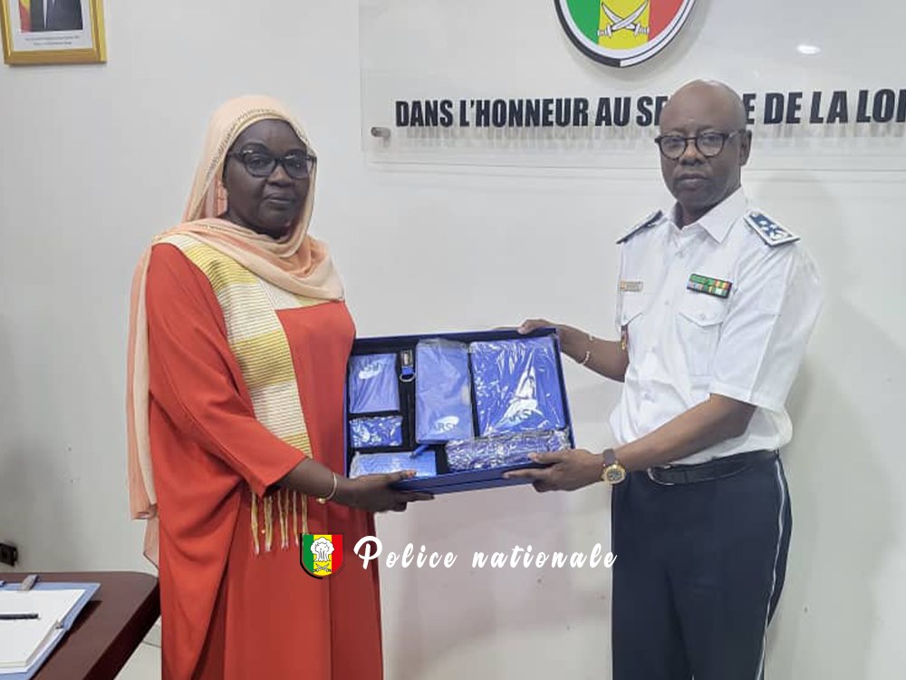 Photos / Police nationale : Le Directeur exécutif de l’Institut mondial de la Sécurité nucléaire, reçu à Dakar