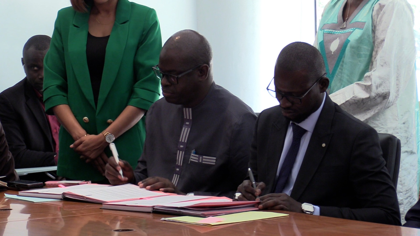 Diamniadio : Signature de la convention ONFP–ESEA, pour une étude majeure sur l’emploi et les compétences dans huit pôles territoriaux
