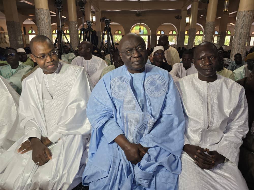 Tabaski 2025 : Le président Idrissa Seck à la mosquée Moussanté de Thiès pour la prière- Images