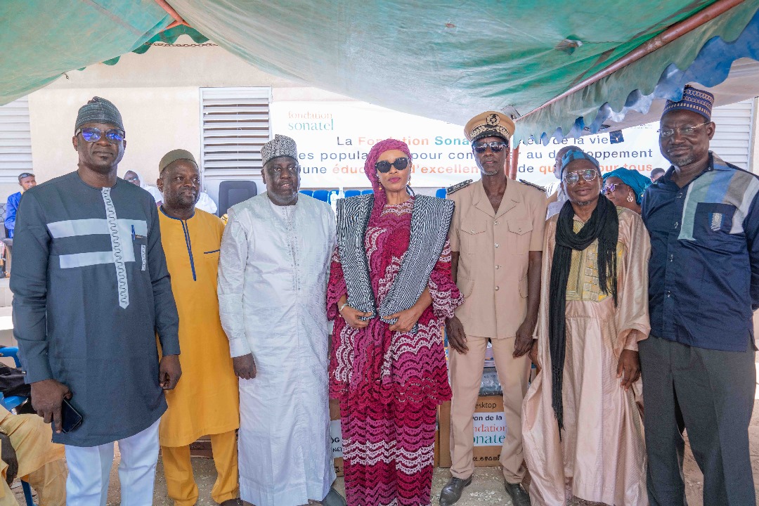 La Fondation Sonatel équipe les élèves de Thiaré Log