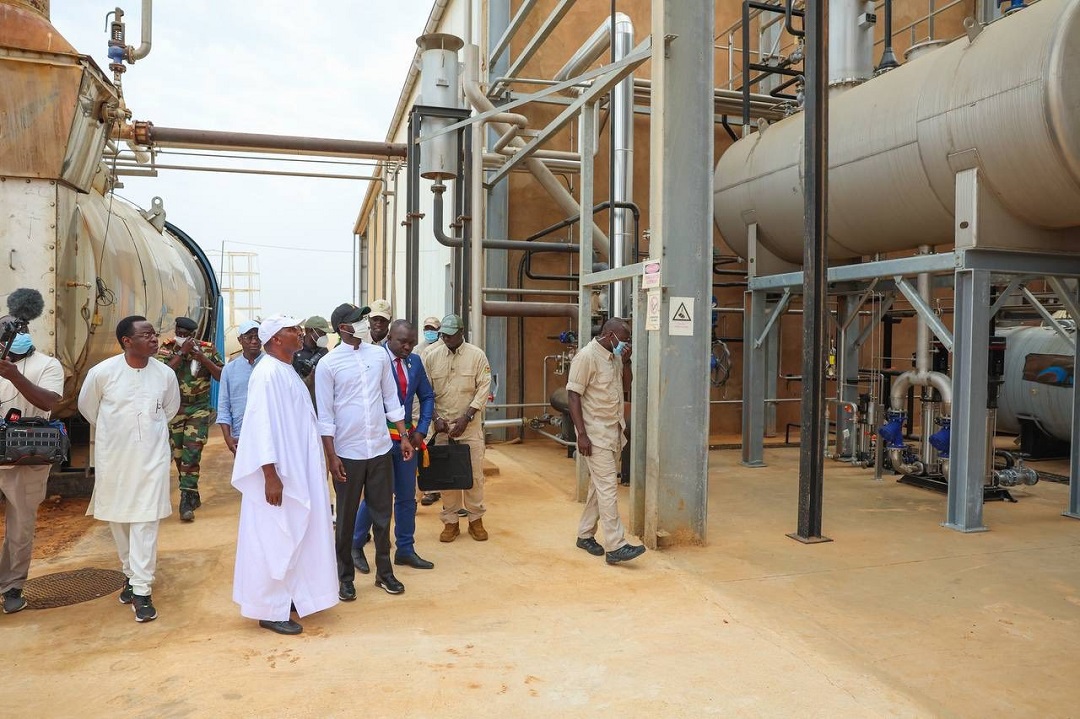 Ross Béthio : Le Président Diomaye Faye inaugure SAF Ingrédients, première usine africaine de transformation d’oignons