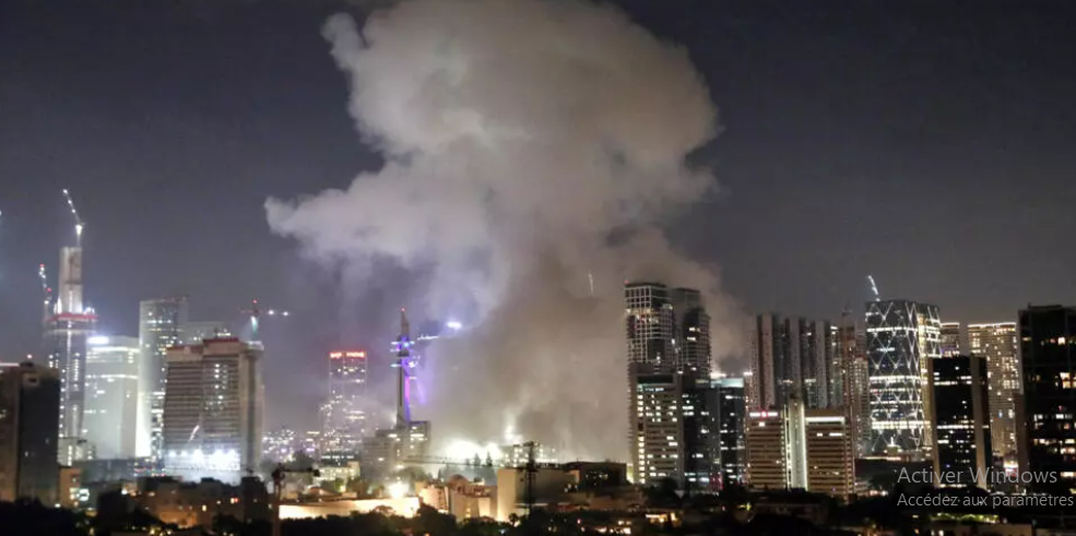 Riposte iranienne à l'attaque d'Israël: à Tel-Aviv, le quartier du ministère de la Défense lourdement touché