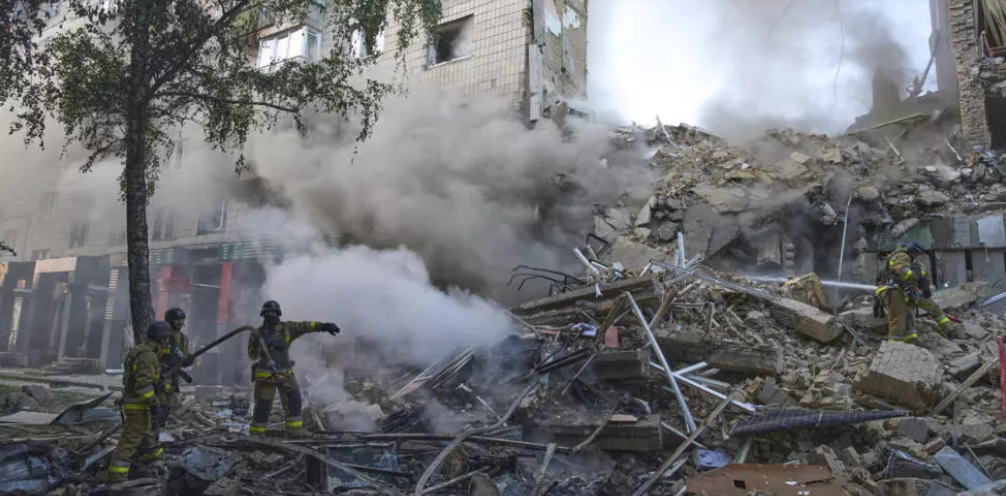 Ukraine: Au moins 14 morts à Kiev, dans des frappes russes