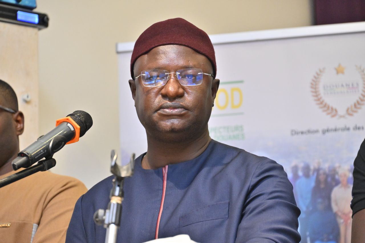 Colonel Alioune Aissa Mbaye, prend les rênes de l’Amicale des Inspecteurs et Officiers des Douanes