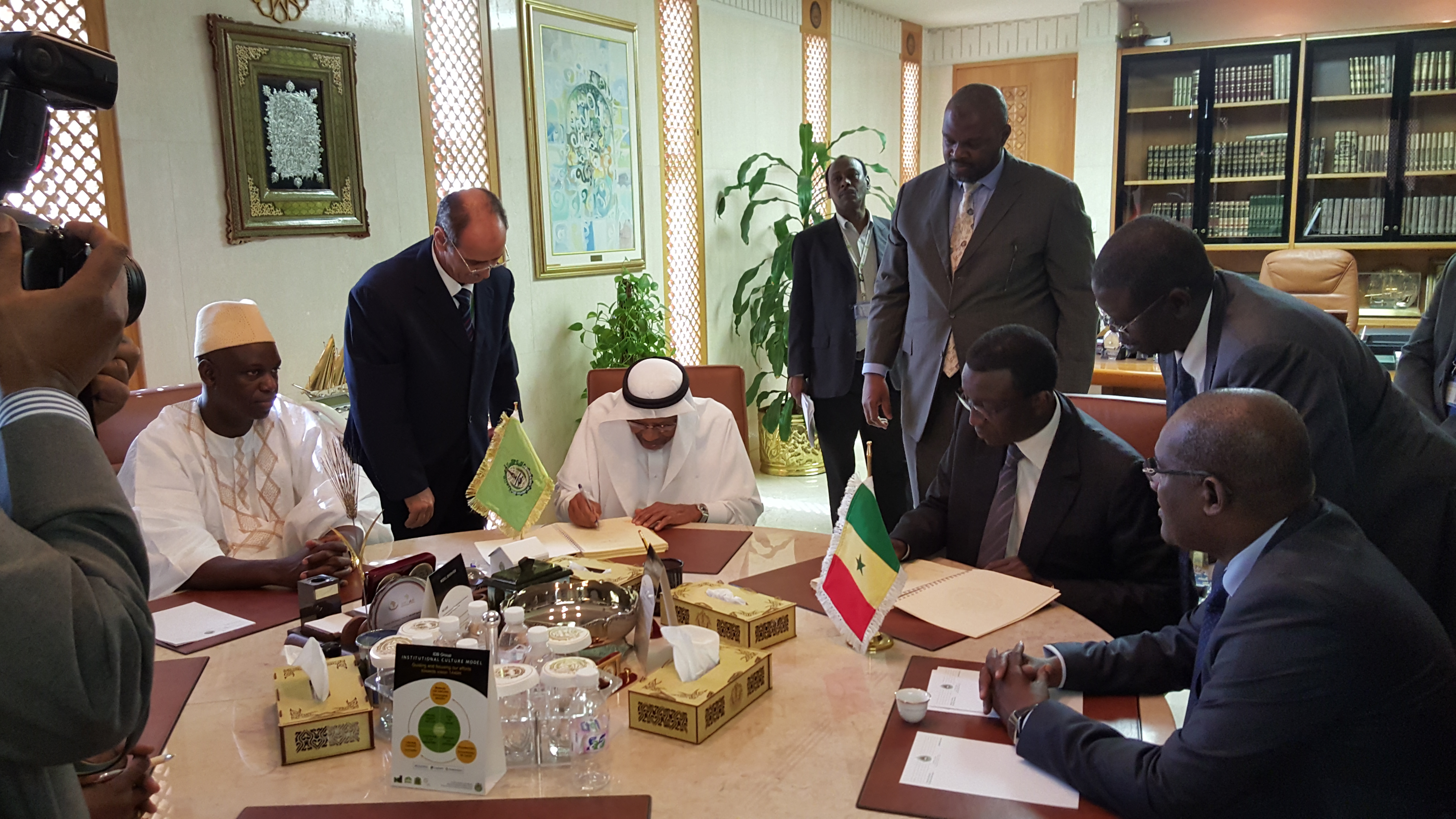 Banque Islamique de Développement : Le Sénégal décroche un financement 132,2 milliards pour deux projets majeurs