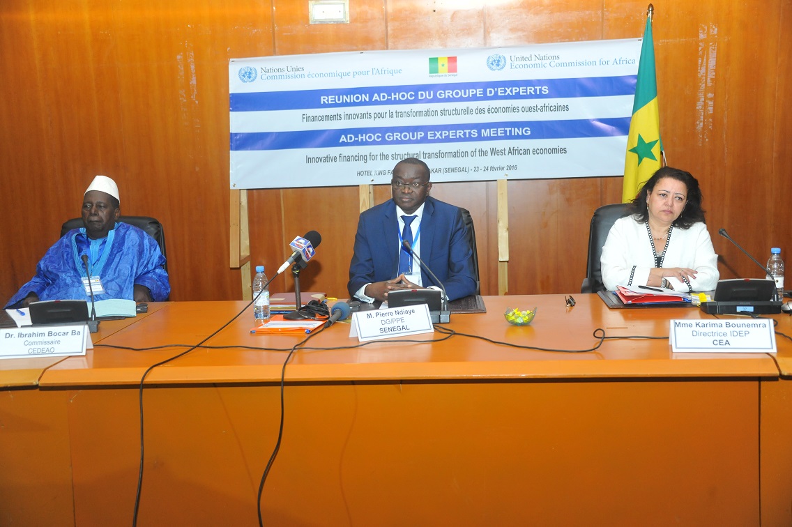 Les images de la réunion Ad Hoc du Groupe d'Experts pour l'Afrique de l'Ouest