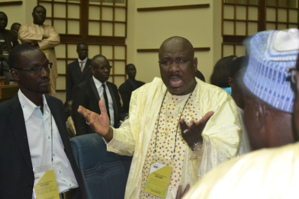 Meeting de sensibilisation à Ourossogui : Farba Ngom raille Idrissa Seck et tacle Abdoul Mbaye