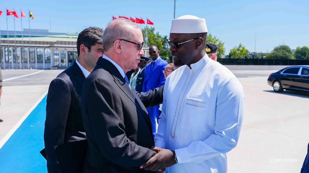 Diplomatie : Ousmane Sonko quitte la Türkiye, après une visite marquée par des accords majeurs  -Images