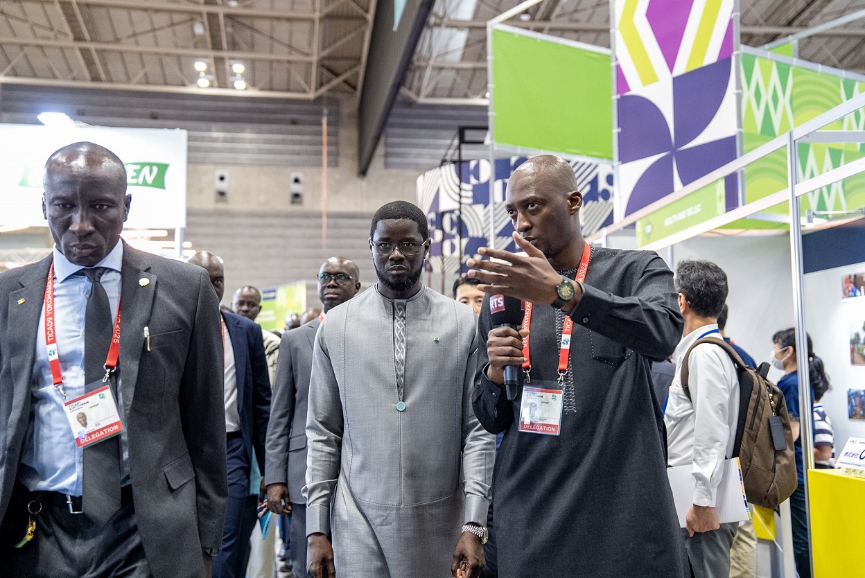 Vision 2050 et projets stratégiques : En visite présidentielle au Pavillon TICAD 9, Diomaye et  les atouts du Sénégal