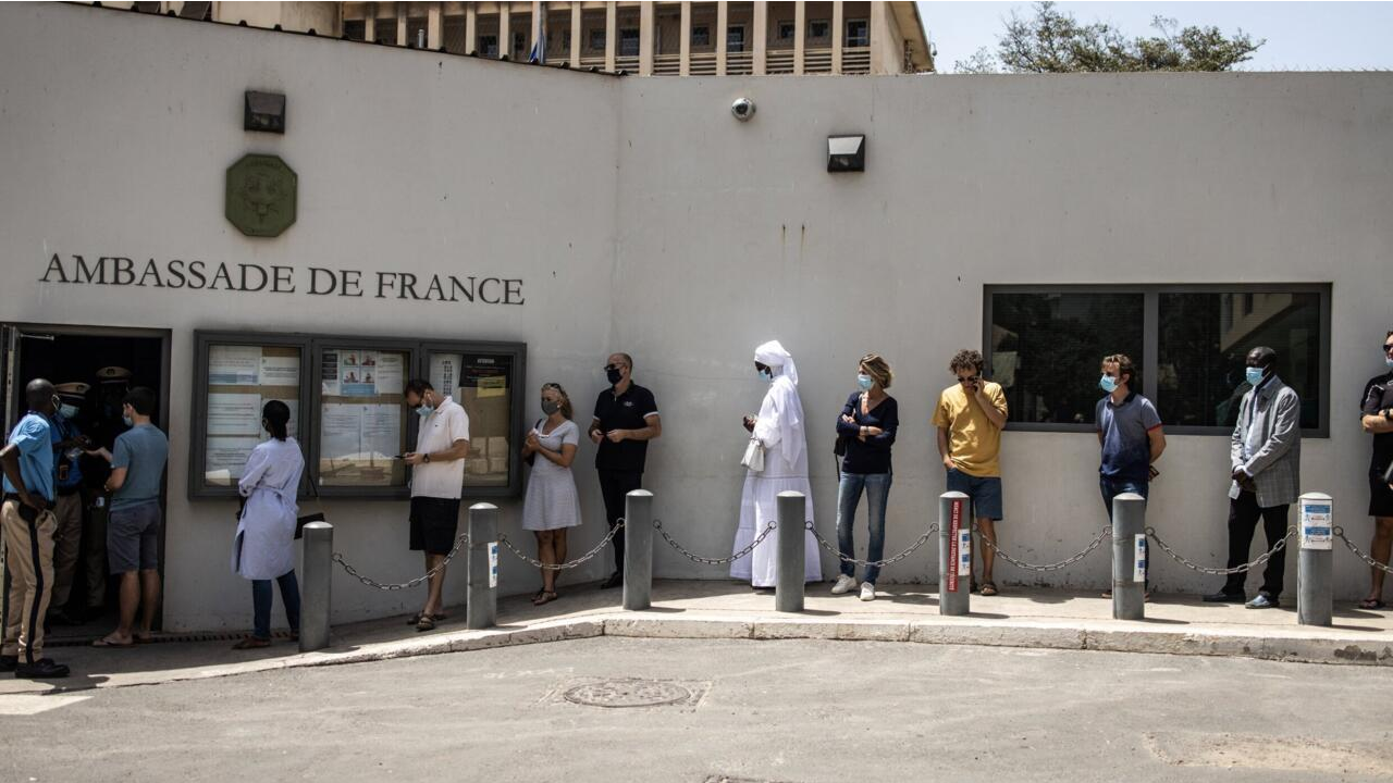 Relations Sénégal–France : Polémique après le refus de visa à deux cadres de la Sénélec en mission en France